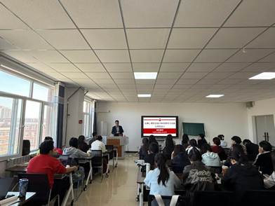 c32bc6c7130c37b0a5dc225ad417c1c4